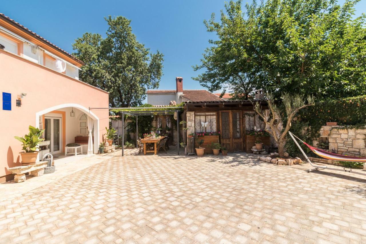 Villa Marizella Premantura Extérieur photo